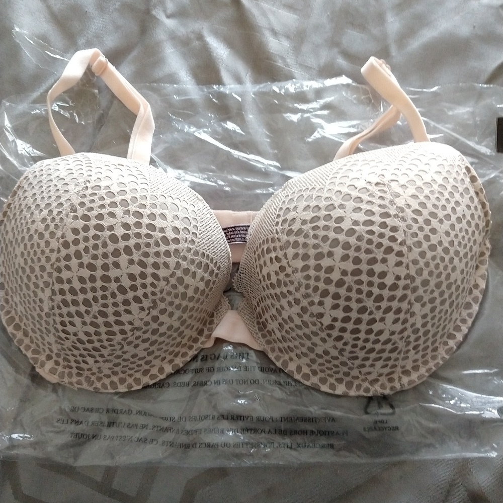 Victoria Secret Bella lace PU bra pink/ ivory 36D